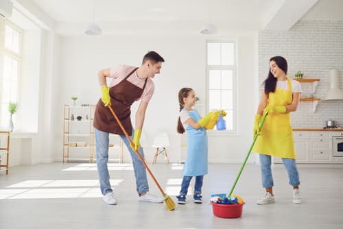 What is a good house cleaning schedule